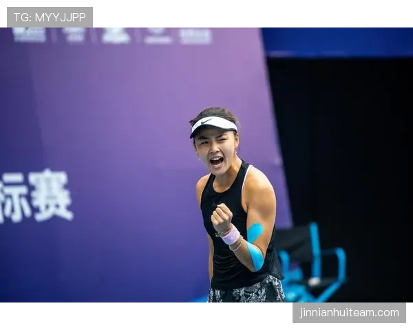 袁悦训练完直接拎爱马仕去吃米其林,这姐的日常比偶像剧还敢拍 袁悦训练完直接拎爱马仕去吃米其林,这姐的日常比偶像剧还敢拍